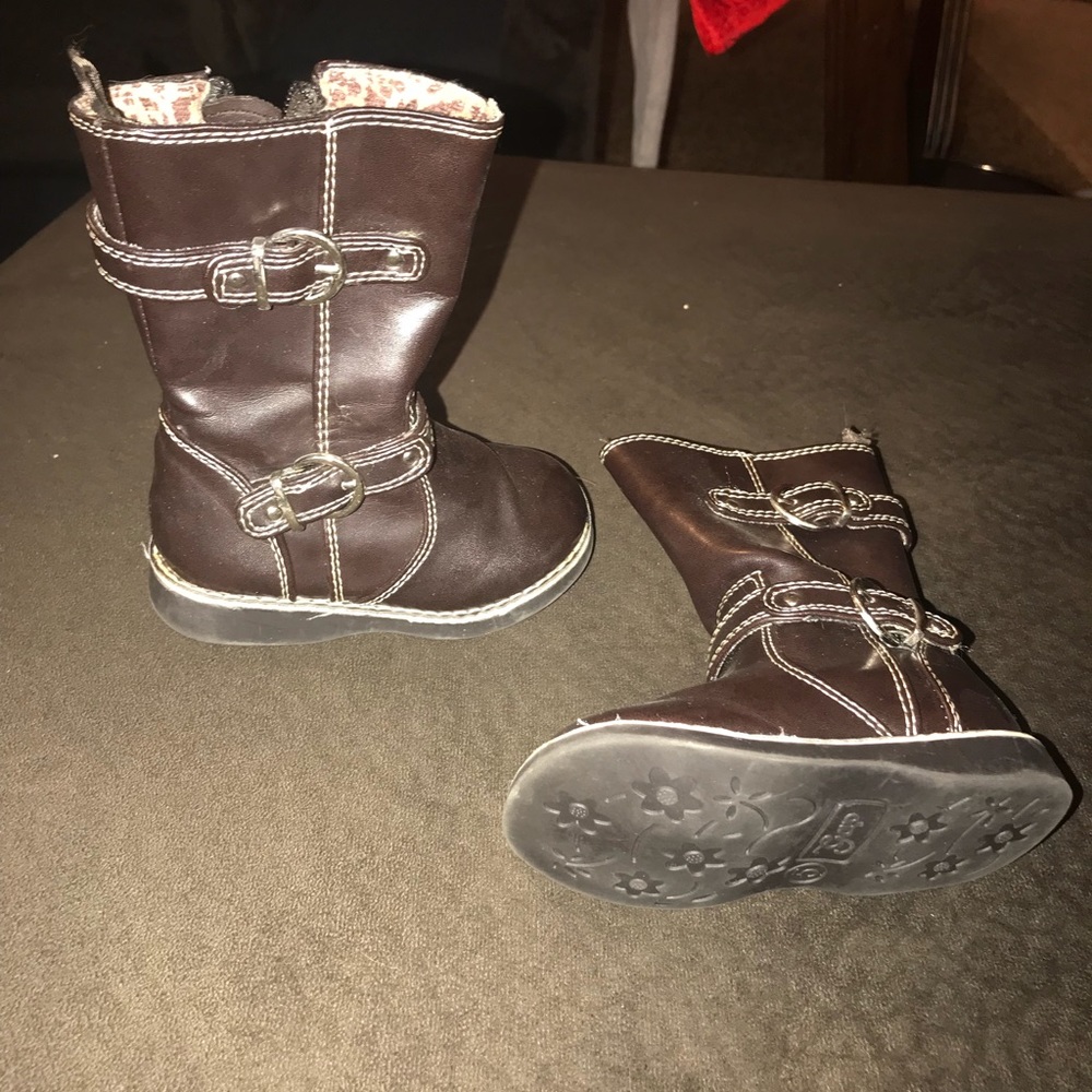 Toddler boots size 5